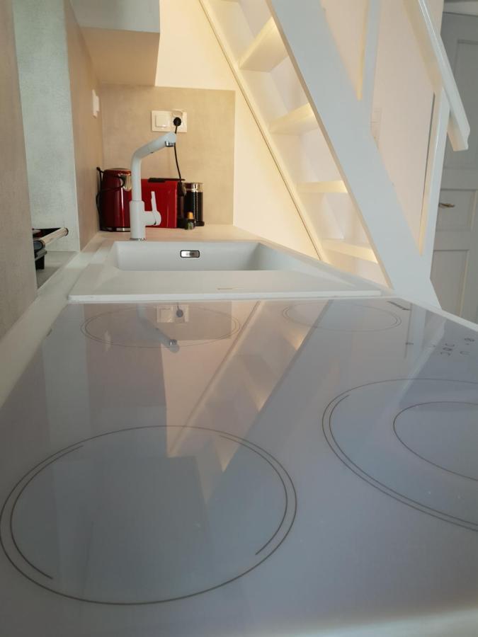 Mandrakia Traditional Waterfront House מראה חיצוני תמונה