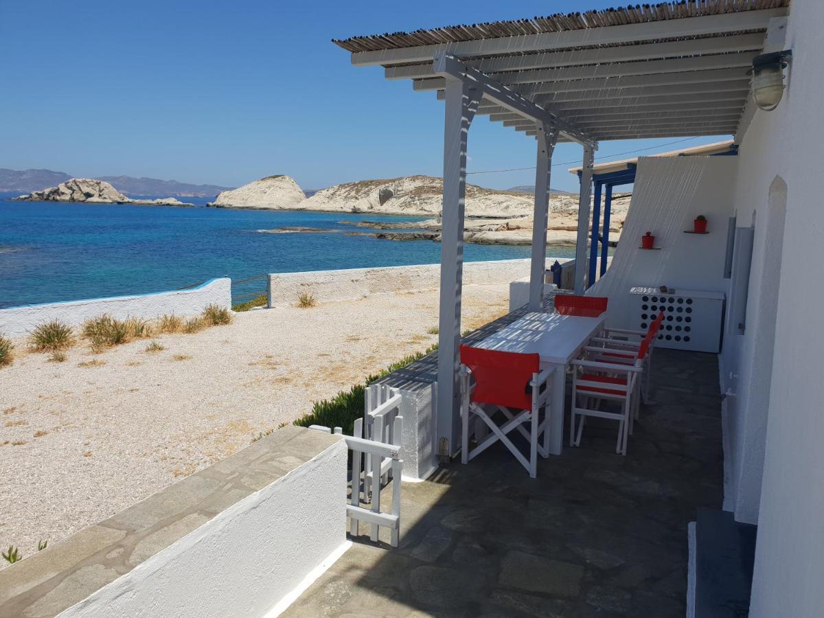 Mandrakia Traditional Waterfront House מראה חיצוני תמונה